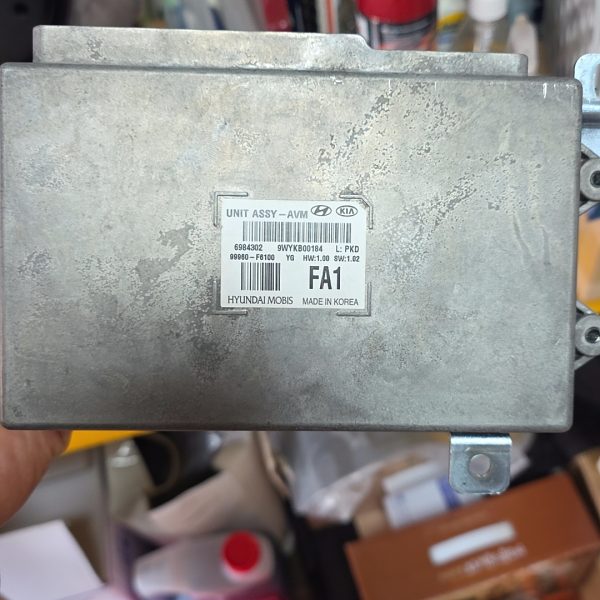 99960-F6100 AVM유니트입니다.